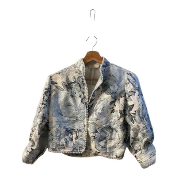 Vita Grace Louisa Floral Detail  Blouse Trim Blouse With Short Set In Light Blue - Picture 1 of 16